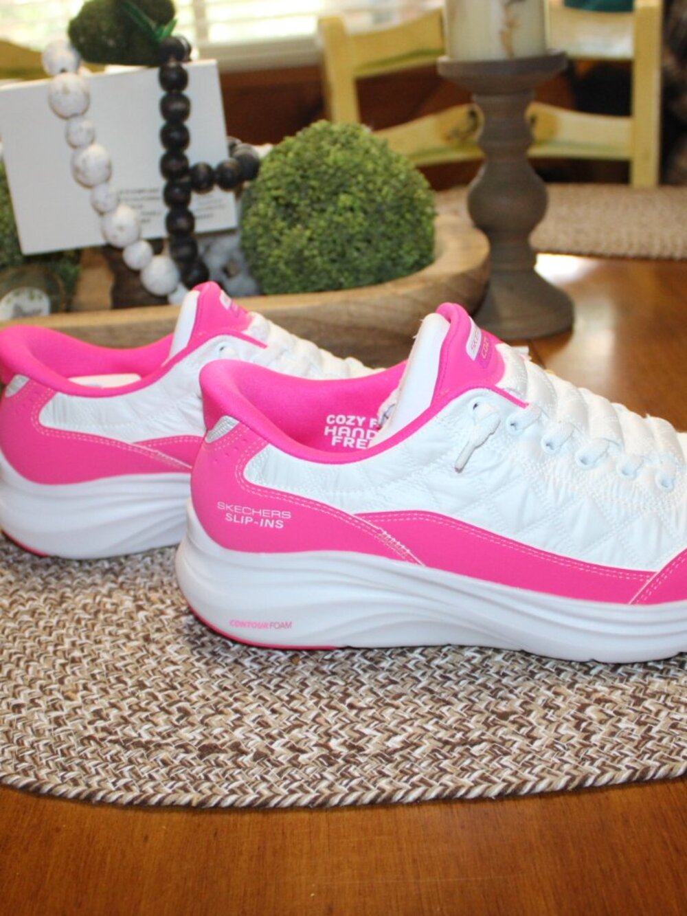 NWT Skechers hand free quilted cozy fit slip ins, size 9 1/2 PRETTY! NICE! - Picture 8 of 12